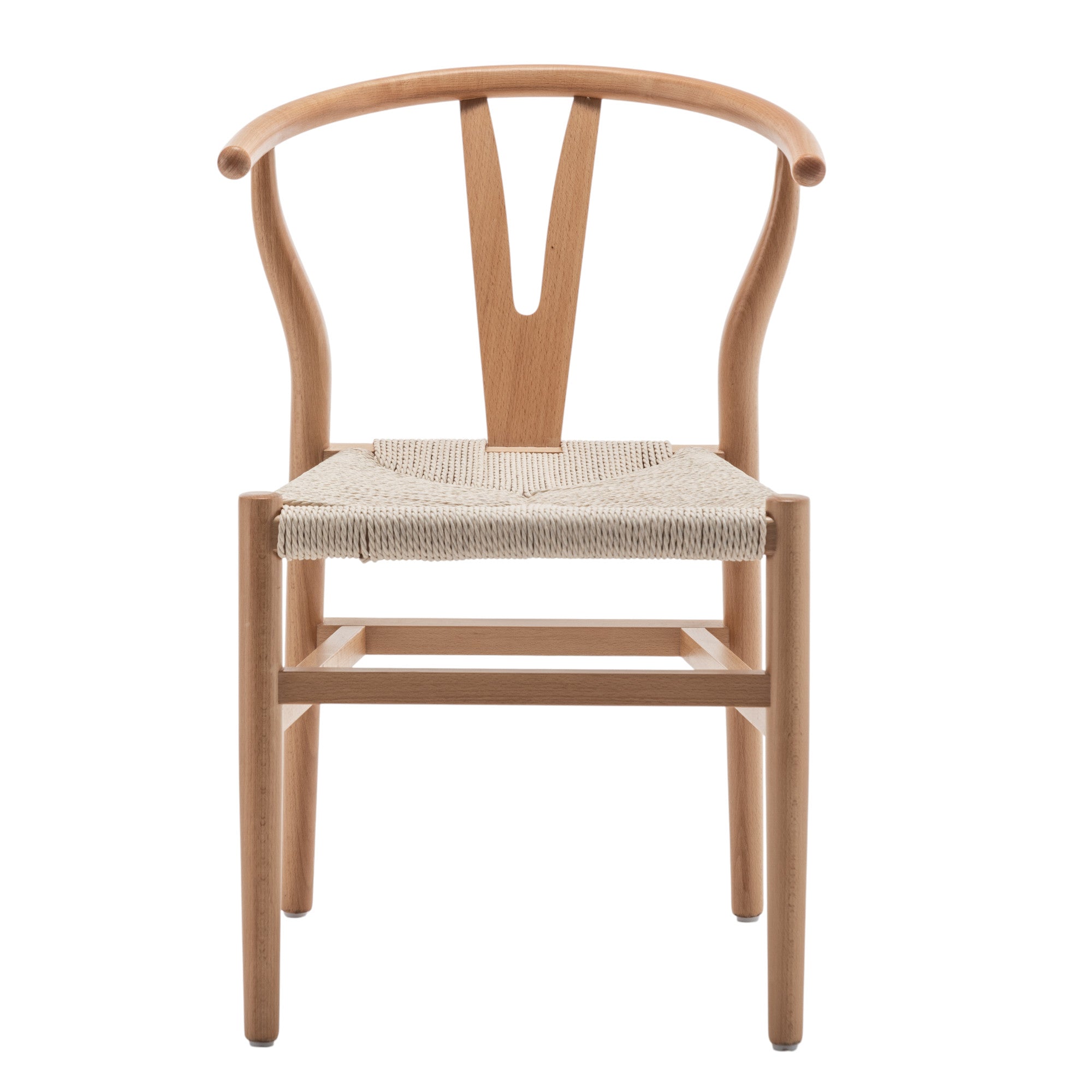 Sedia in legno chiaro con schienale curvo e seduta in corda intrecciata stile Wishbone, disponibile a noleggio a Roma, Anagni e Lazio