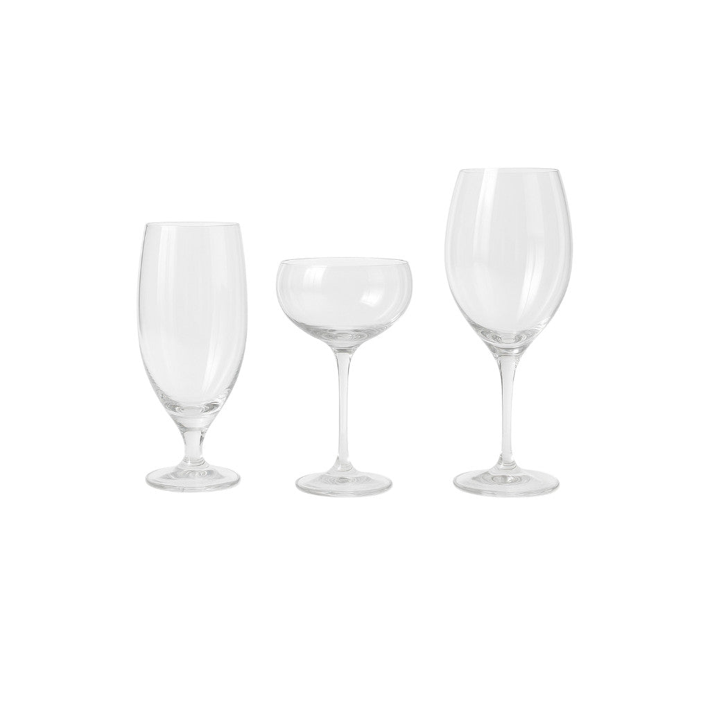 Set di calici in vetro trasparente con effetto ottico, assortiti e versatili con forme armoniose, ideali per vino, a noleggio per eventi