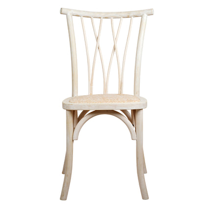 Sedia in legno naturale con schienale a stecche incrociate a W e seduta liscia, alternativa alla sedia crossback, a noleggio