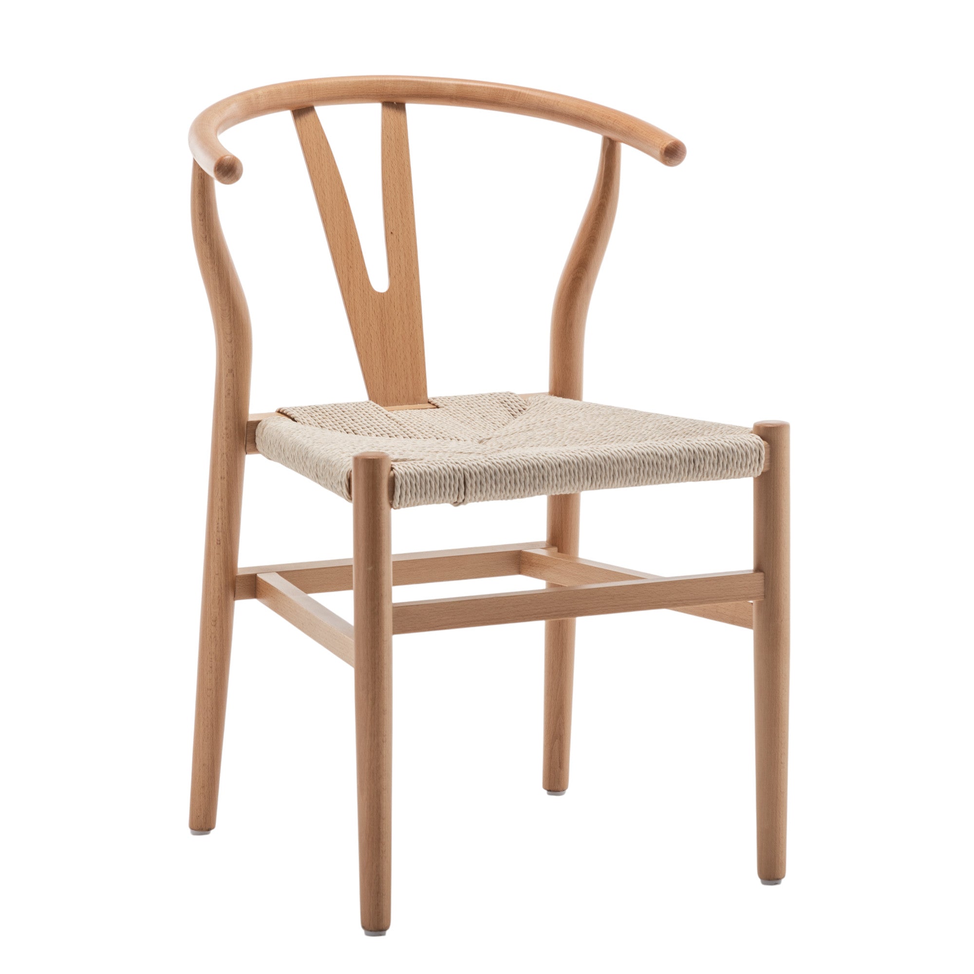 Sedia in legno chiaro con schienale curvo e seduta in corda intrecciata stile Wishbone, a noleggio a Roma
