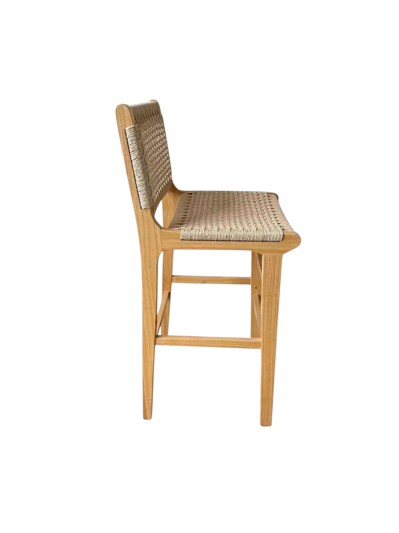 Sgabello alto in legno massello con seduta e schienale intrecciati in corda naturale, a noleggio per eventi e bar elegante