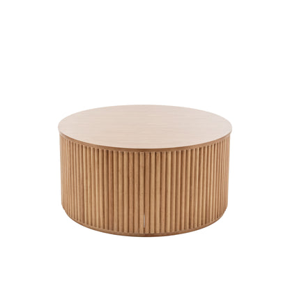 Tavolino da caffè basso rotondo in legno chiaro con base cilindrica a doghe, per lounge salotti, diametro 90, a noleggio per eventi