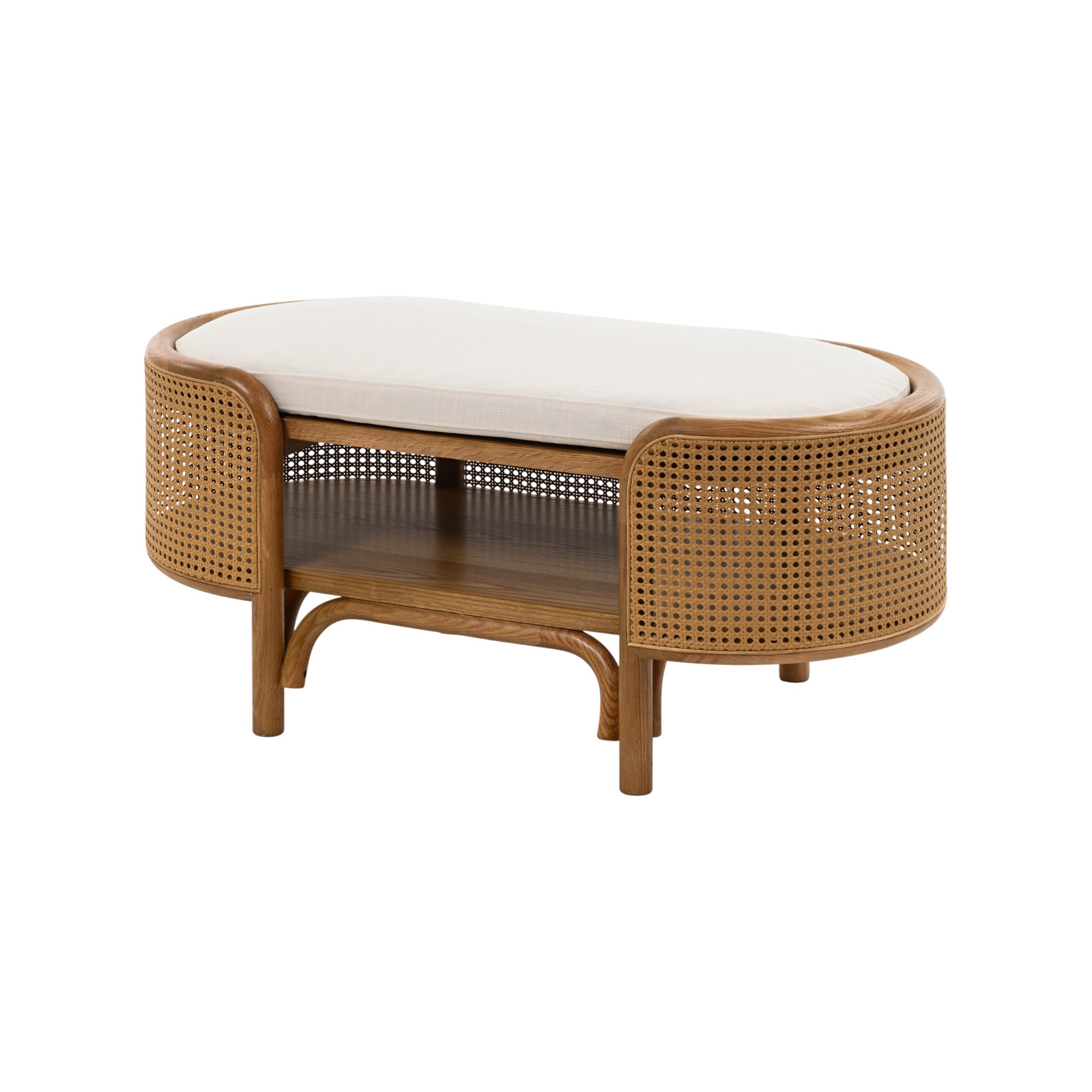 Tavolino ovale basso in legno naturale e rattan intrecciato con piano superiore imbottito color crema, a noleggio nel Lazio